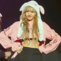 Lalisa Manobanl ( nàng )