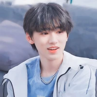 Tống Á Hiên (anh họ cậu)