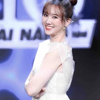 Hari(mẹ Huy)