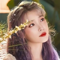 La IU ( Chị )