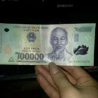 tiền không mang lại hạnh phúc cho tui