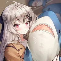 Hoàng Nguyệt Anh ( em cô )