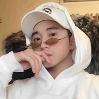 Phạm Hoàng Khoa ( Karik)