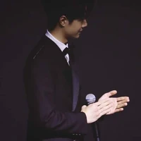 Vương Nhất Bác ( BoBo)