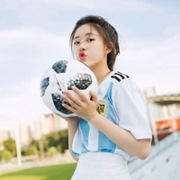 Triệu Lộ Tư ( Tư Tư)