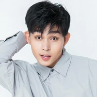 Jun Phạm (ny Ngân)