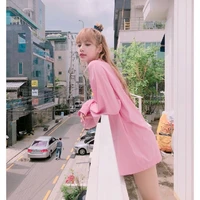 Cô giáo dạy nhảy: Lisa