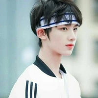 Thần Hạo (em 11)