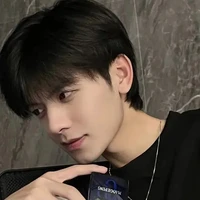 Nam Cung Nguyên Vũ ( Anh Cả)