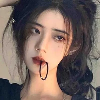 Nam Cung Thiên Tuyết ( Chị Chín )