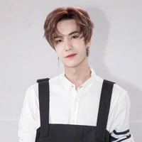 Vương Nhất Bác