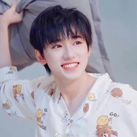 Tống Á Hiên