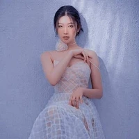 Ngân(bạn thân Ngọc)