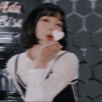 LaLisa Manobal /cô/