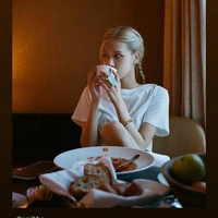 Rosé(chị)