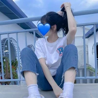 Vương Tiêu Nghi/Tác giả