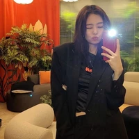 Kim Jennie-em