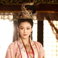 Hoàng Hậu