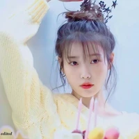 Lee Ji Eun (IU)