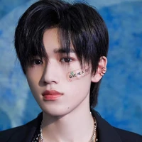 Tống Á Hiên