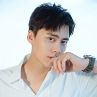 Lưu Xích(ba Cúc/Lý Dịch Phong )