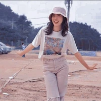 0Thúy Ngân