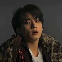 Jeon Jungkook - Hắn
