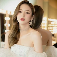 cô hầu gái