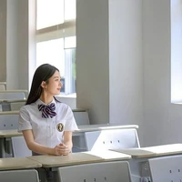 Hoàng Nhất Lan ( bạn thân nu9)