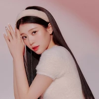 Kim Xiaoting ( Thẩm Tiểu Đình )