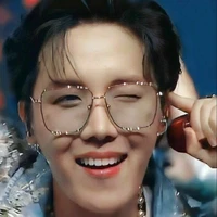 Jung Hoseok ( Hope )
