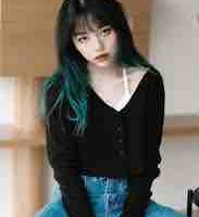 Linh Ngọc Đàn(chị gái của Phương Tuấn)