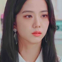 Trí tú ( chị )