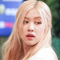 Thái anh ( nàng )