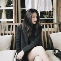 Trần Gia Uyên(Chị 2 Cô)