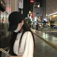 Hàn Nguyệt Bảo Bình - @Aqua_lạnh lùng