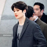 LALISA MANOBAN