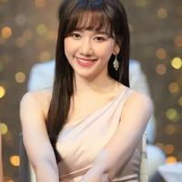 Hari Won (mẹ Huy)