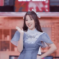 Thơ (Thím 4 của Hà)