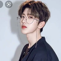 Diếp khang tuấn~ba cô