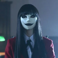 Ririka Momobami.