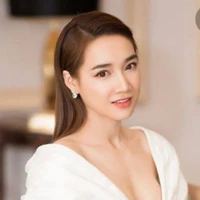 Nhã Phương(mẹ Ngọc, Vinh)