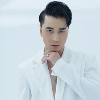 Karik(bạn thân, thik Ngọc)