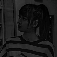 Min Lisa(chị Suga,Nancy)-lía