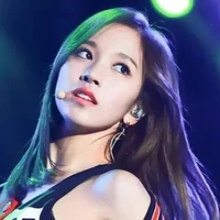 Myoui Mina