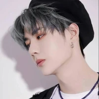 Vương Nhất Bác(NB)