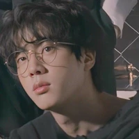Kim SeokJin(cô)
