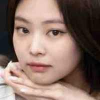 Jennie-nàng