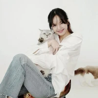 LaLisa Manoban ( Lili )