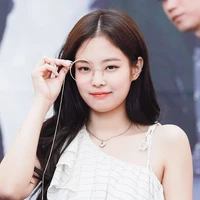 Kim Jennie (NiNi )